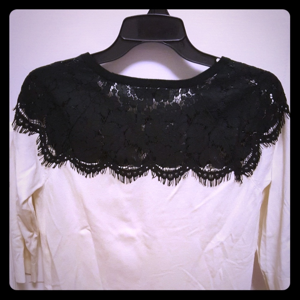 NY&C black and white sweater